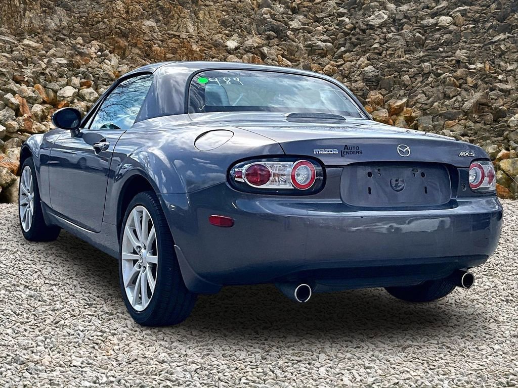 Used 2008 MAZDA MX-5 Miata Grand Touring w/ Interior Trim Pkg image 10