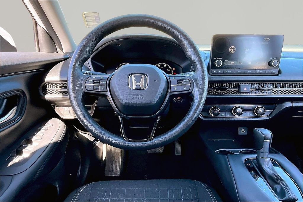 Used 2024 Honda HR-V LX image 9