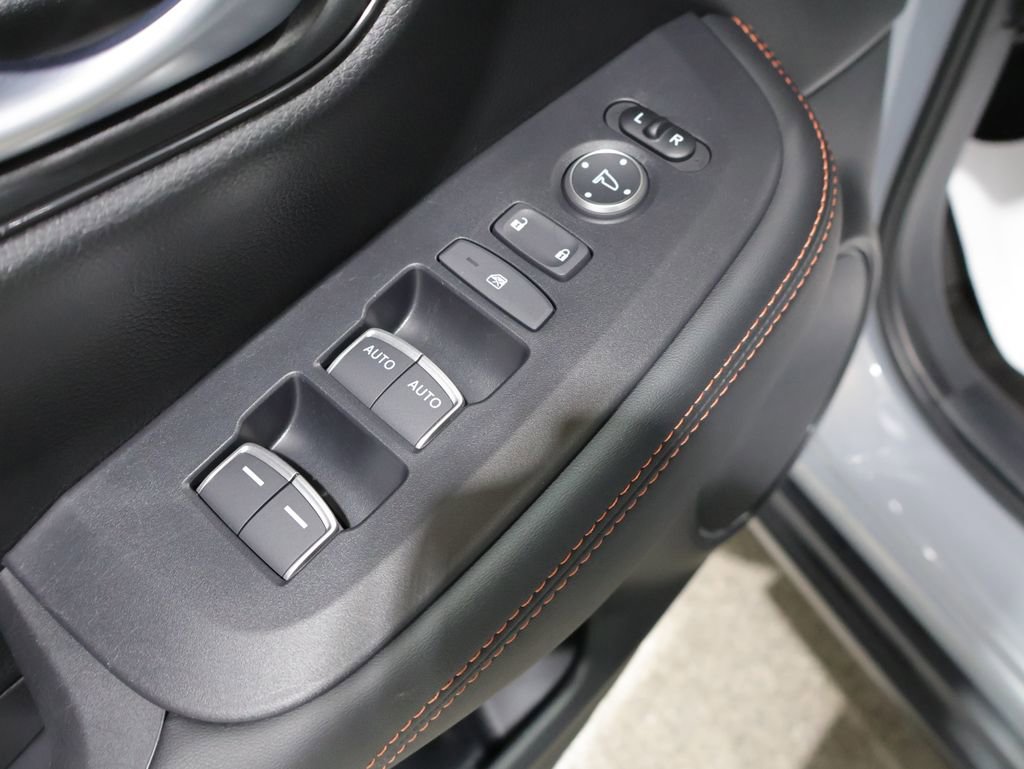 Used 2025 Honda HR-V Sport image 14