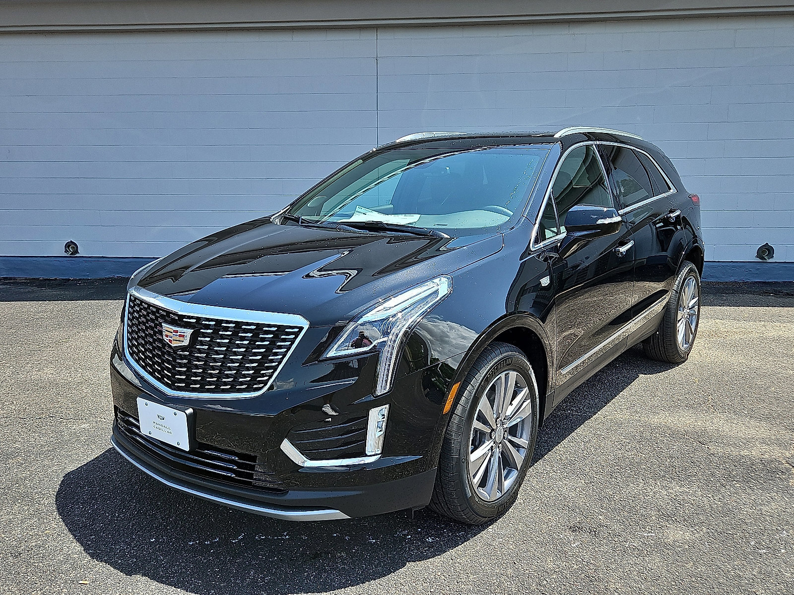 New 2025 Cadillac XT5 Premium Luxury w/ LPO, Floor Liner Package