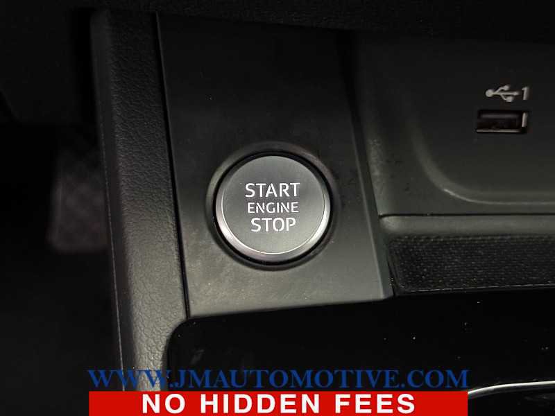 Used 2021 Audi A4 2.0T Premium w/ Convenience Package image 41