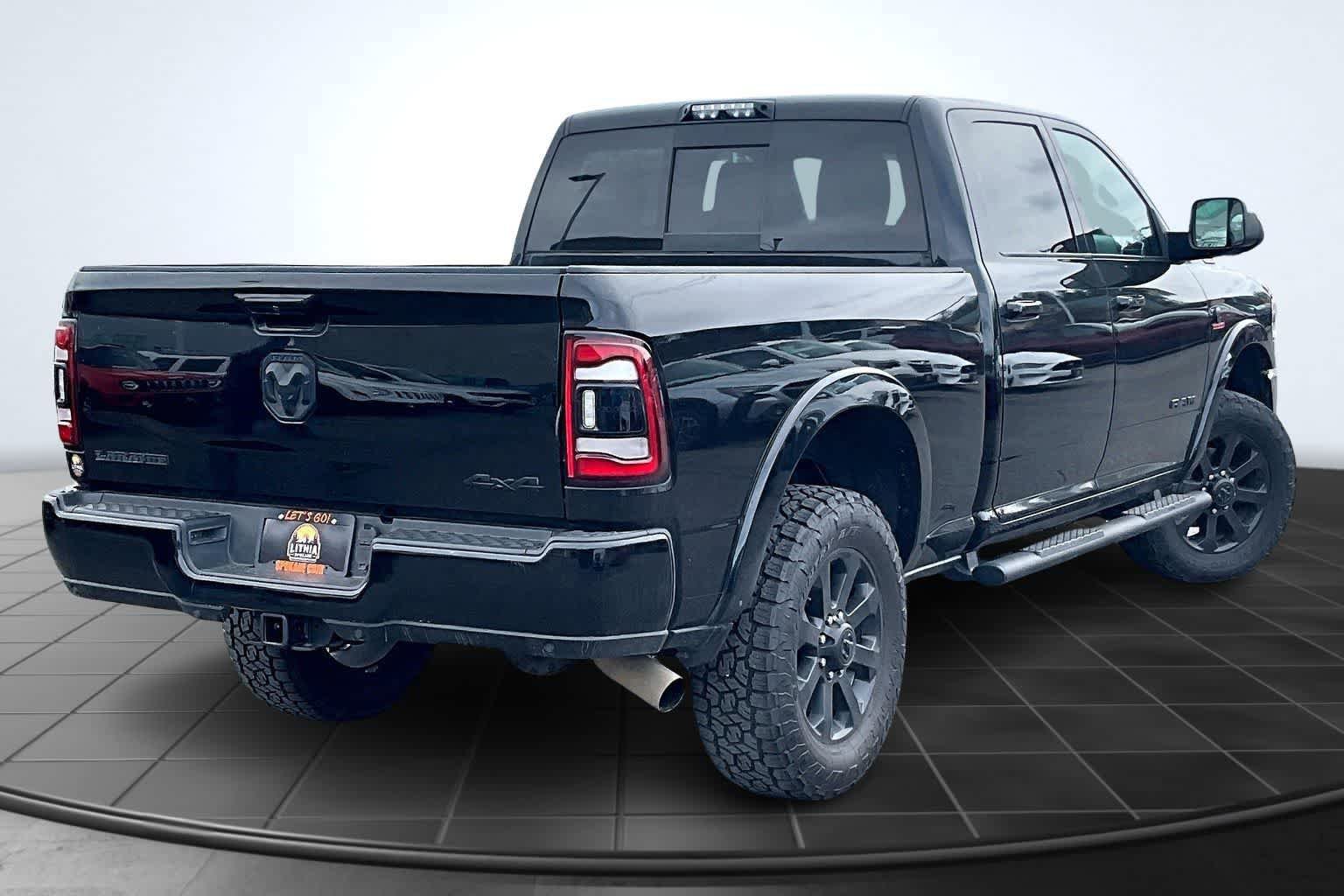 Used 2020 RAM 3500 Laramie image 8