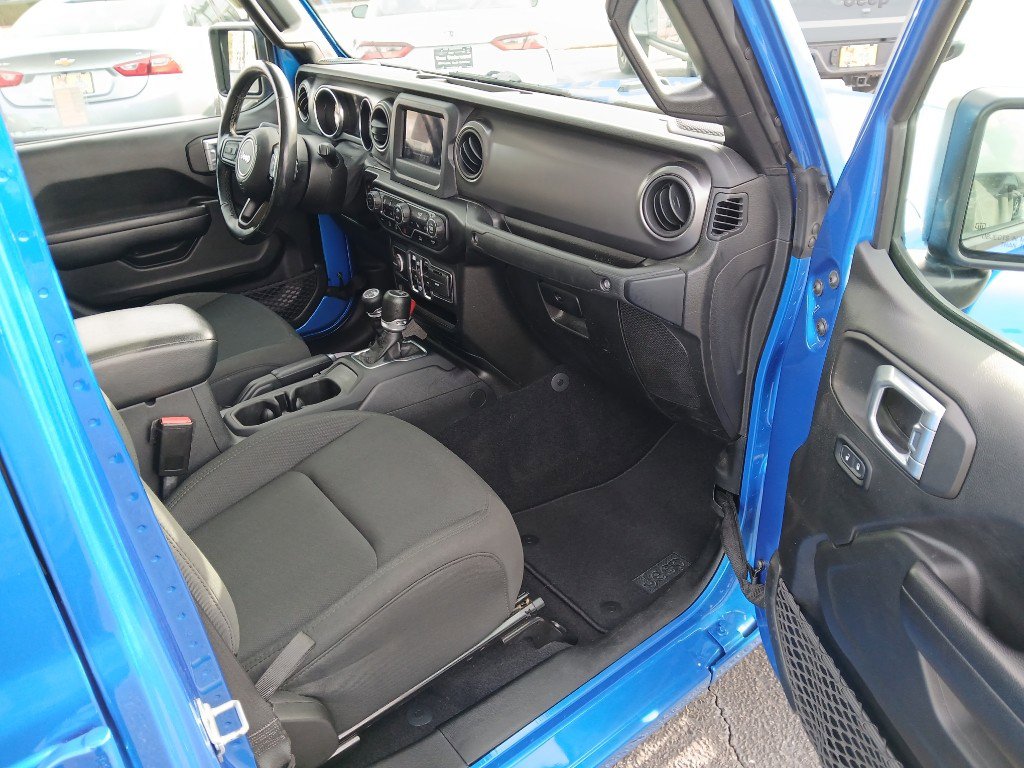 Used 2021 Jeep Gladiator Sport image 33