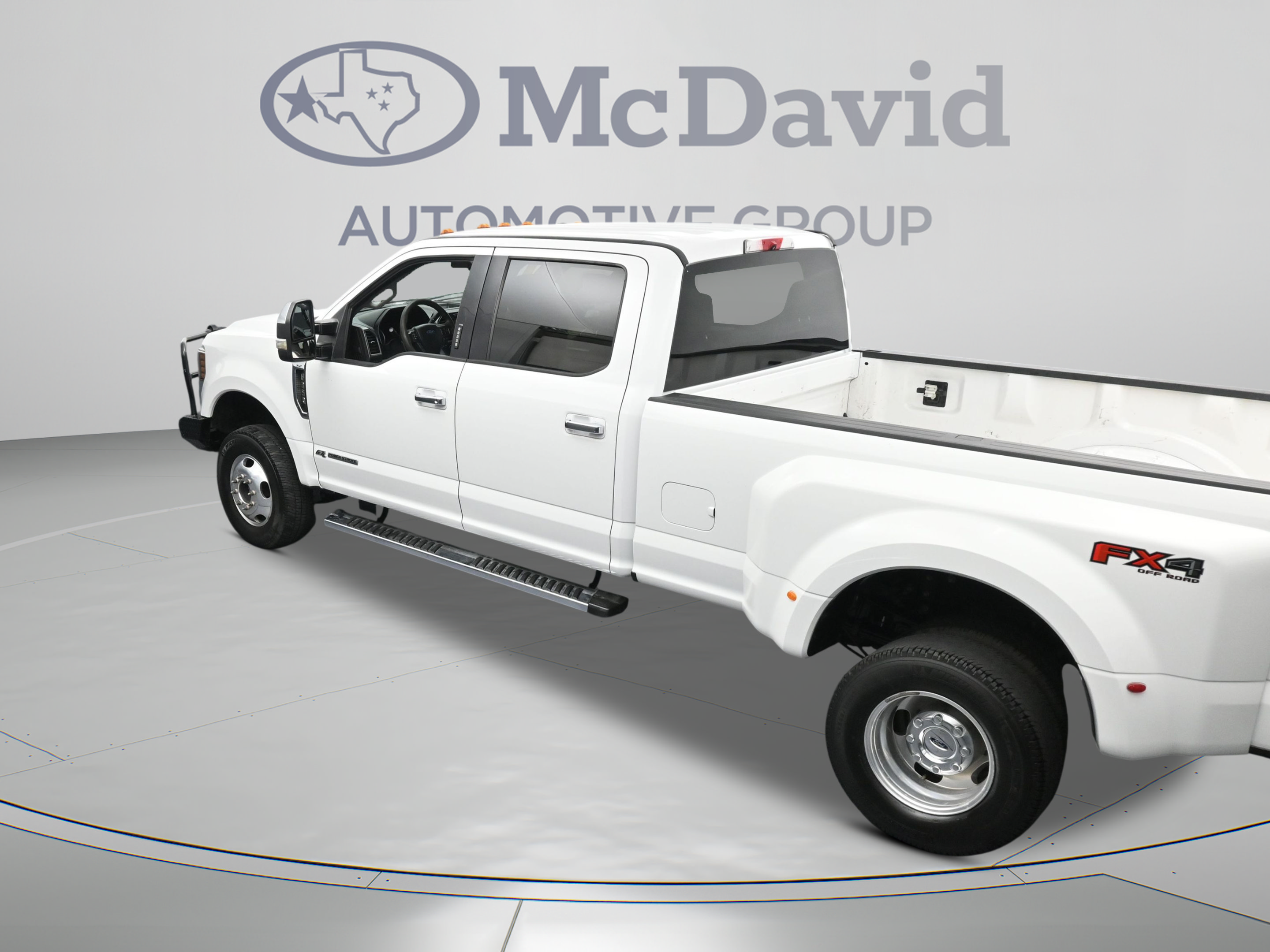 Used 2019 Ford F350 XLT w/ XLT Premium Package AWD/4WD image 36