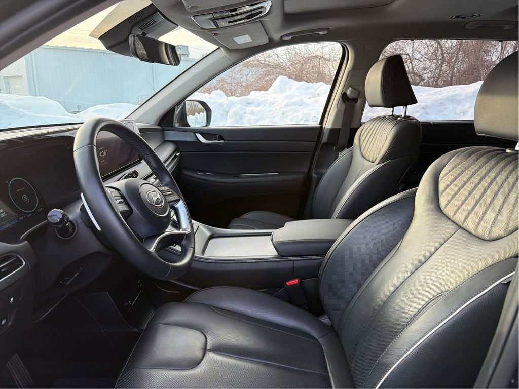 Used 2023 Hyundai Palisade Limited image 9