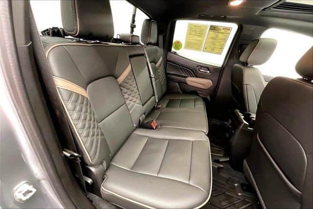 Used 2023 GMC Canyon Denali image 18