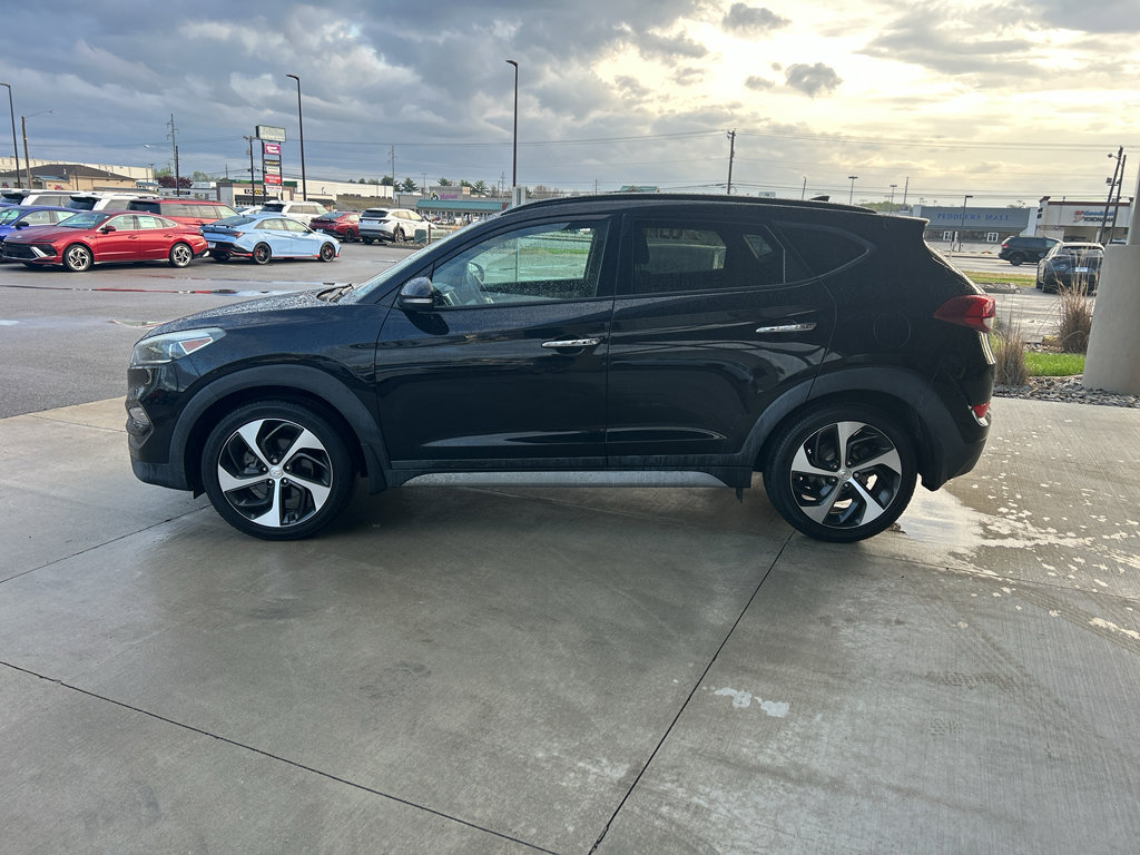Used 2018 Hyundai Tucson Limited w/ Ultimate Package 02 image 4