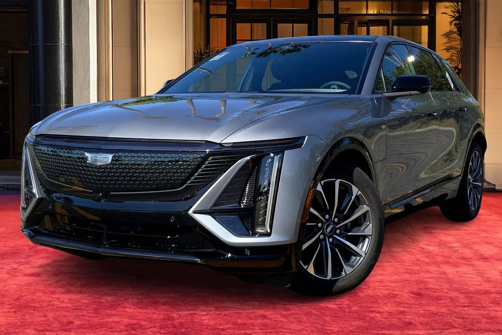 New 2026 Cadillac Lyriq Sport image 1