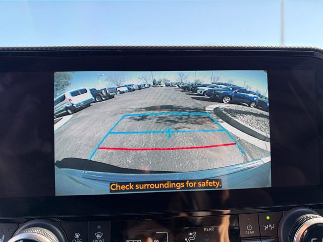Used 2023 Toyota Highlander XSE AWD/4WD image 19