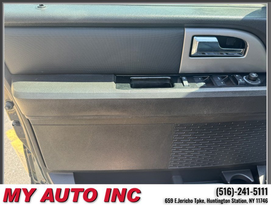 Used 2012 Ford Expedition Limited AWD/4WD image 20