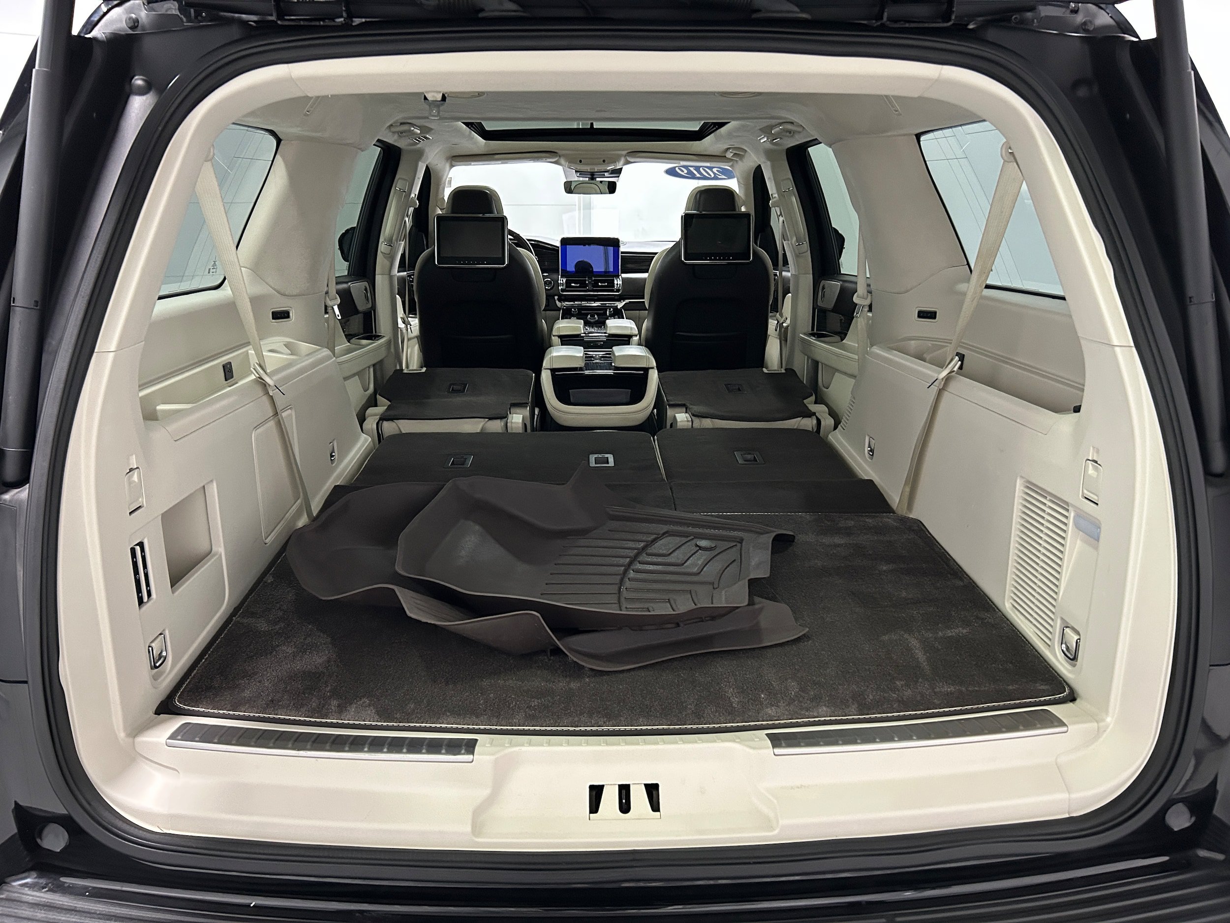 Used 2019 Lincoln Navigator L Black Label AWD/4WD image 40
