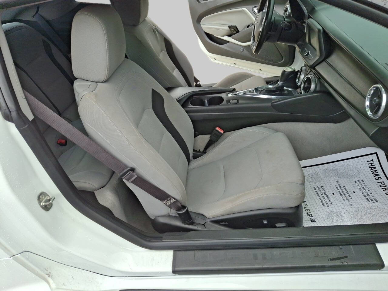 Used 2017 Chevrolet Camaro LT image 12