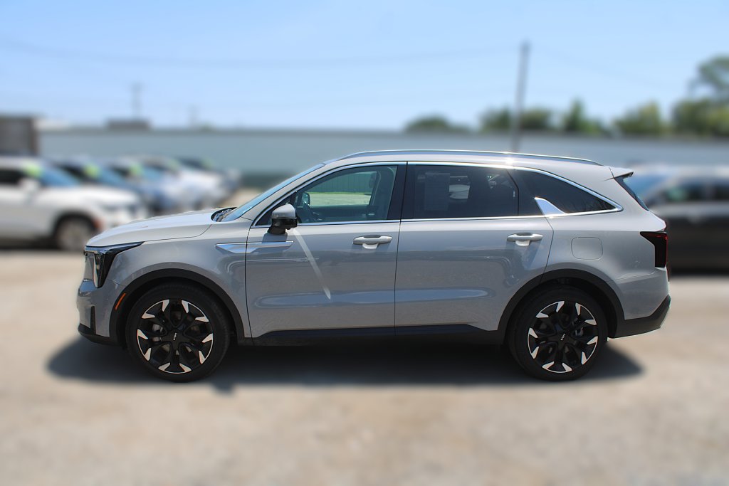 Certified 2024 Kia Sorento SX FWD image 15
