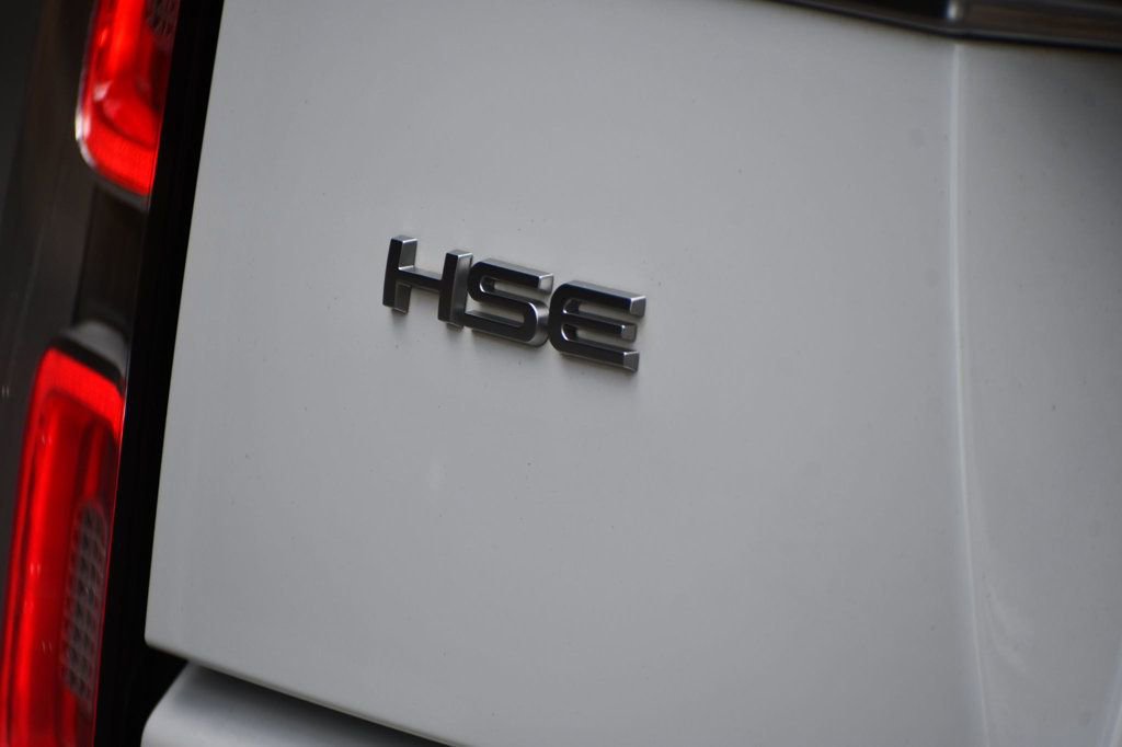 Used 2018 Land Rover Range Rover HSE image 22