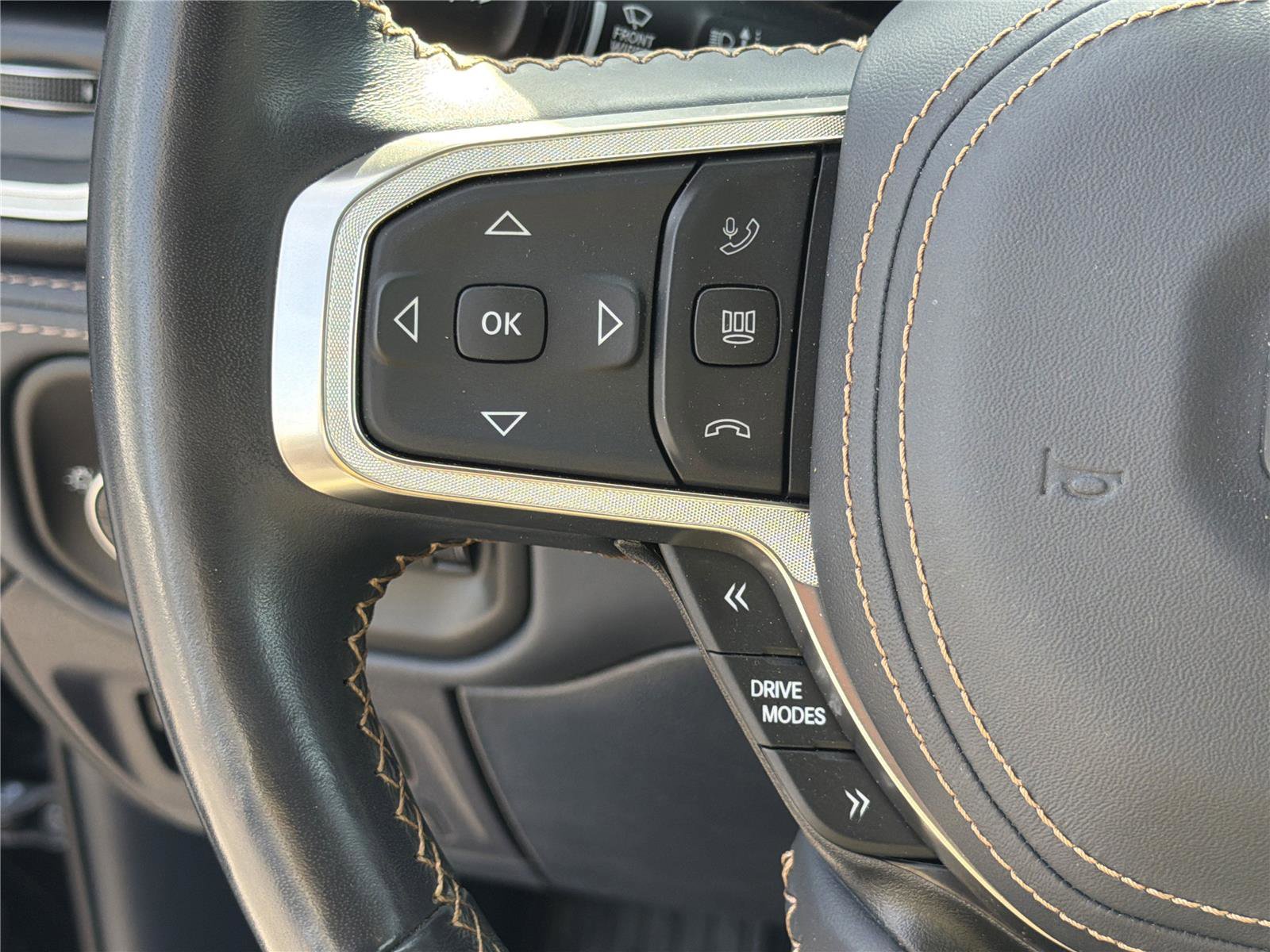 Used 2025 RAM 1500 Tungsten w/ Off Road Group AWD/4WD image 27