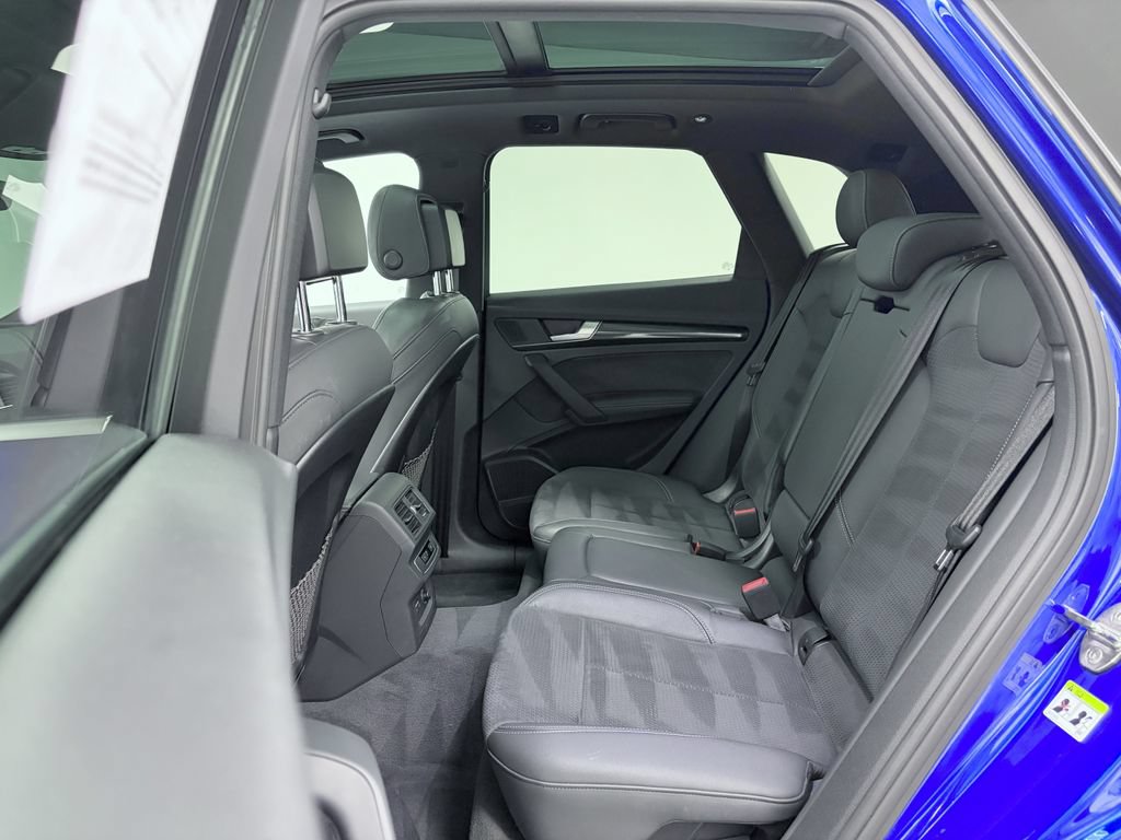 Used 2022 Audi SQ5 Premium Plus AWD/4WD image 16