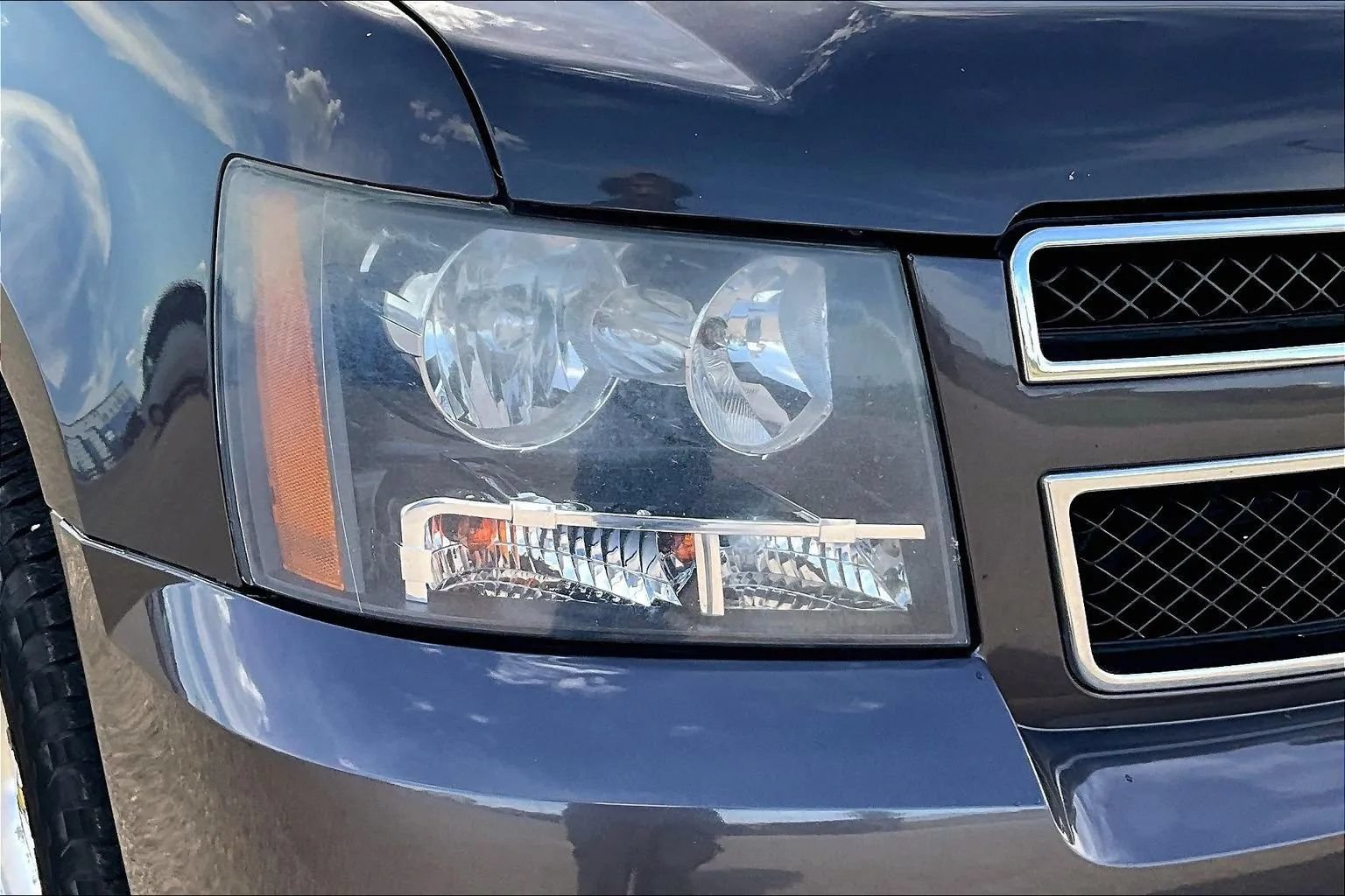 Used 2010 Chevrolet Suburban LT AWD/4WD image 32