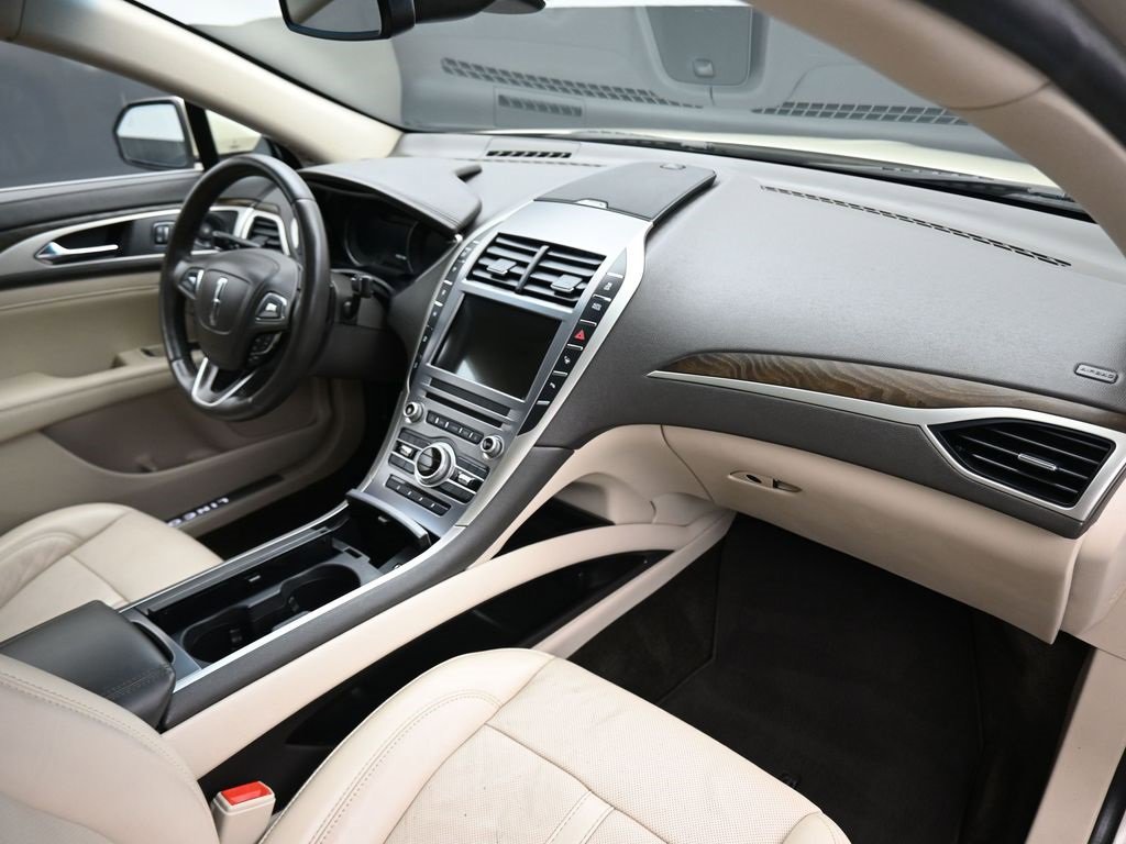 Used 2018 Lincoln MKZ Reserve w/ Technology Package image 43