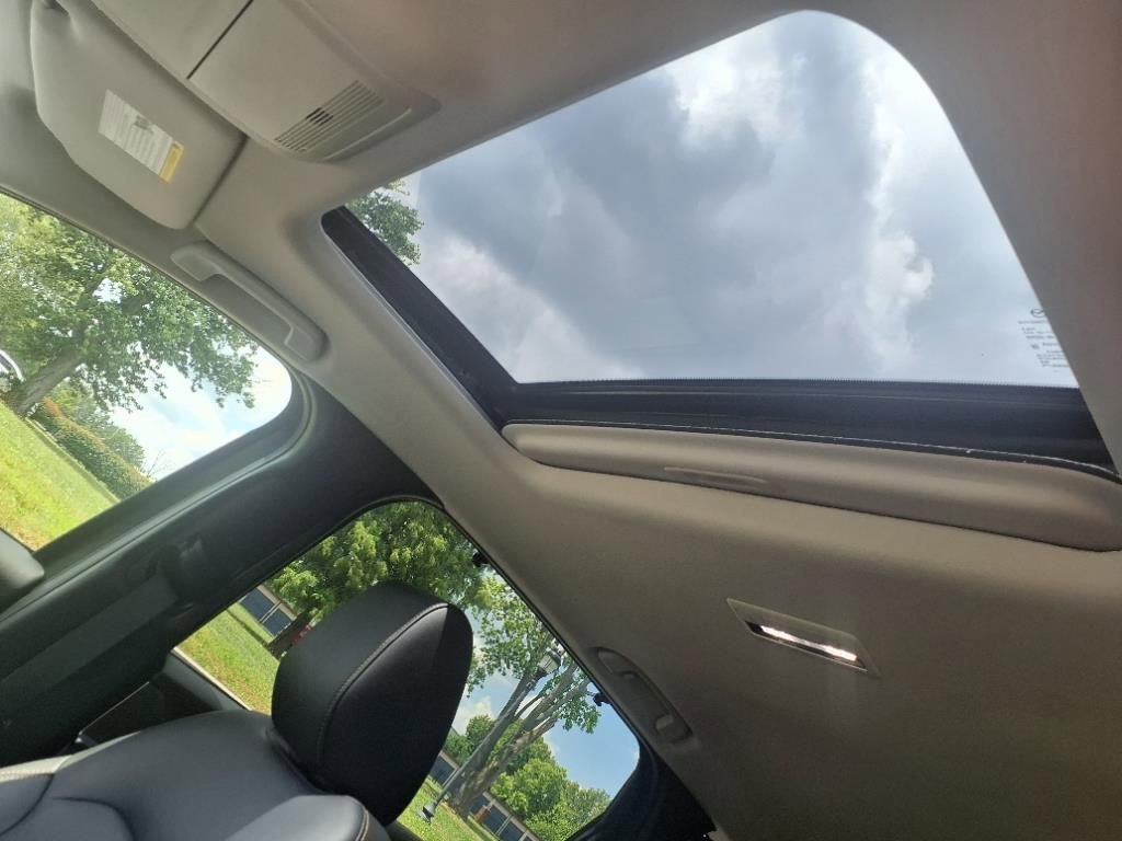 New 2025 MAZDA CX-90 3.3 Turbo w/ Preferred Package image 12