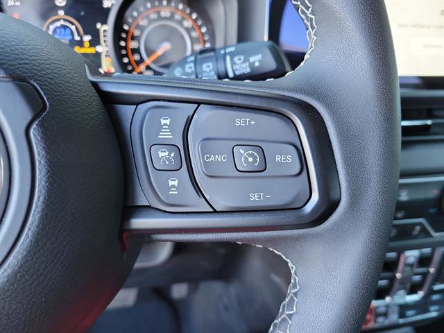 Used 2025 Jeep Wrangler Unlimited Rubicon image 17