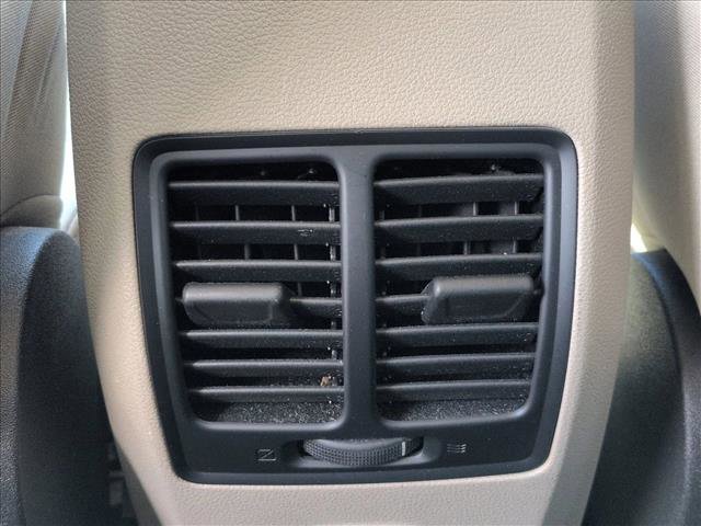 Certified 2017 Ford Escape SE image 16