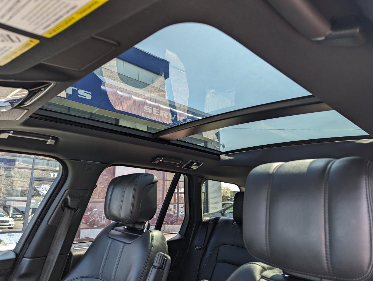 Used 2020 Land Rover Range Rover HSE AWD/4WD image 30