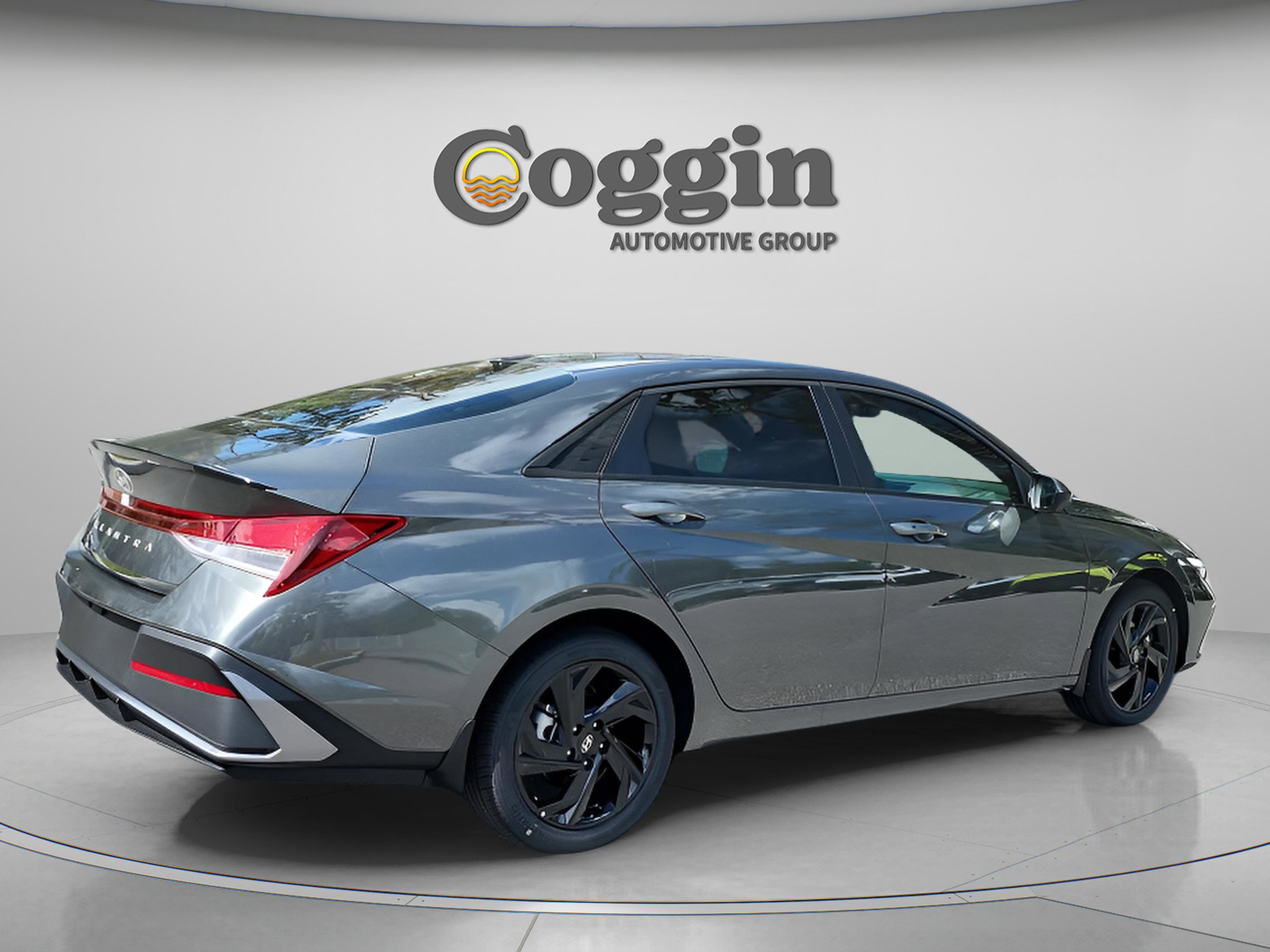 New 2026 Hyundai Elantra Sport image 6