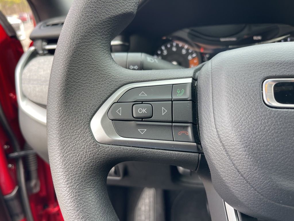 Used 2024 Jeep Compass Sport image 16