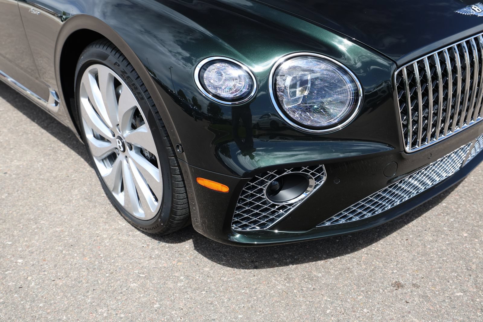 Used 2024 Bentley Continental GT Azure AWD/4WD image 17