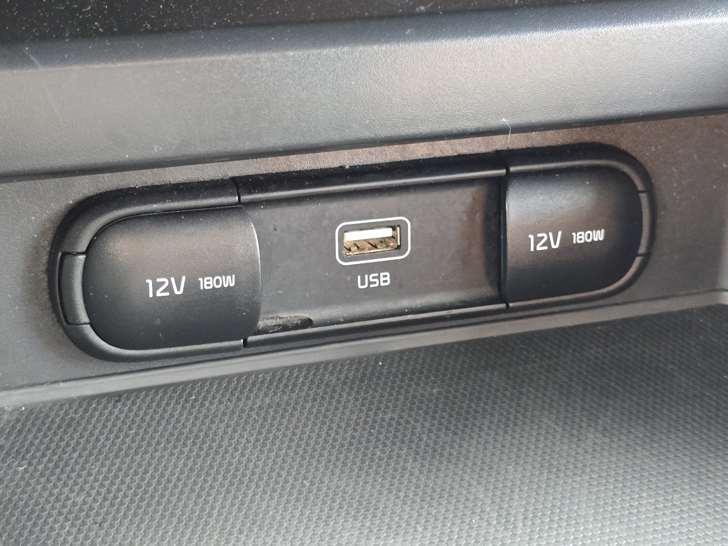 Used 2024 Kia Soul LX w/ Option Group 015 FWD image 8