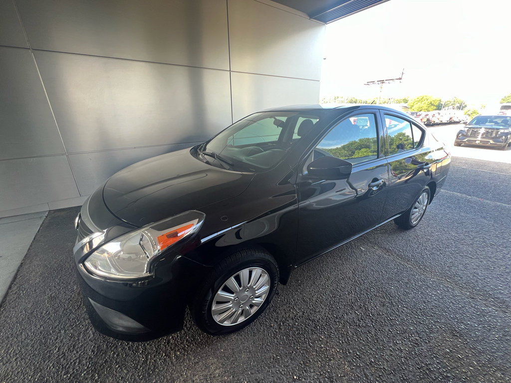 Used 2018 Nissan Versa S FWD image 5