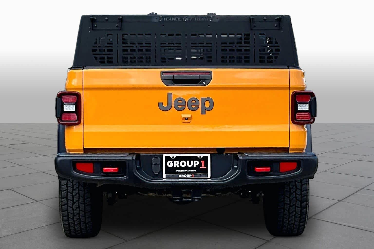 Used 2021 Jeep Gladiator Rubicon AWD/4WD image 5