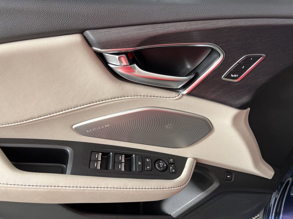 Certified 2025 Acura RDX SH-AWD w/ Advance Package image 26