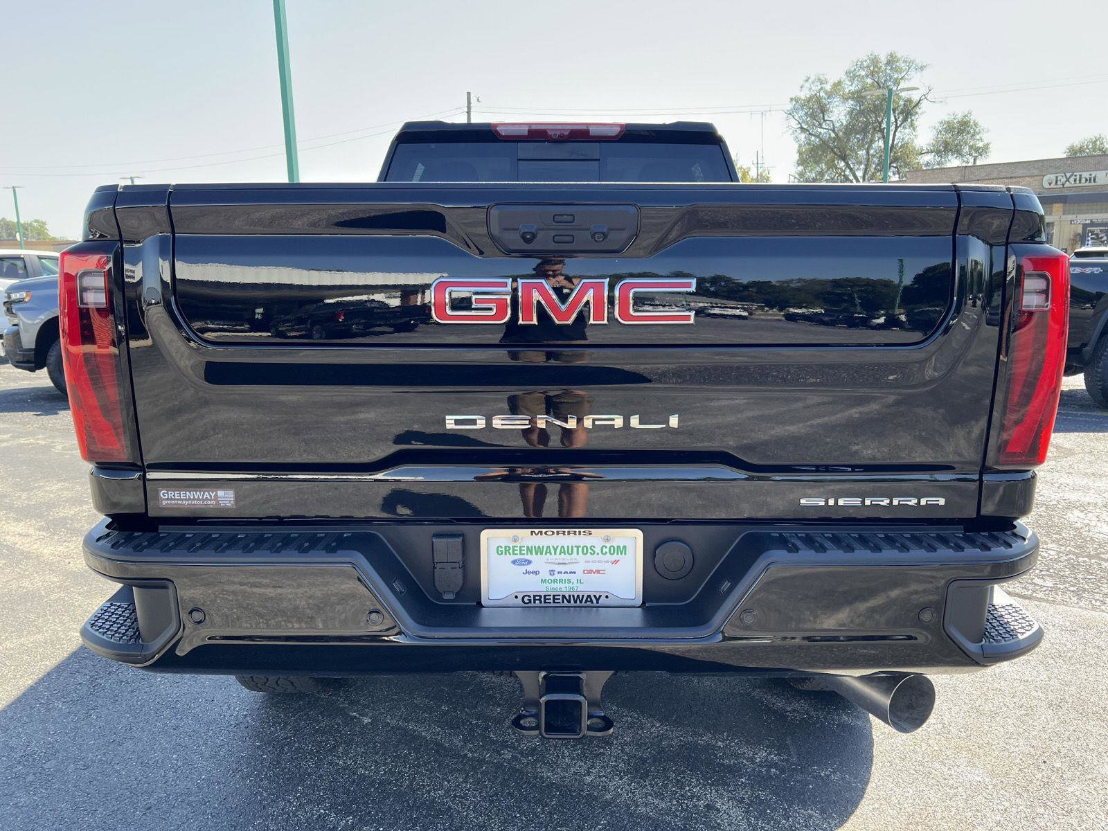 New 2026 GMC Sierra 2500 Denali w/ Denali Reserve Package image 7