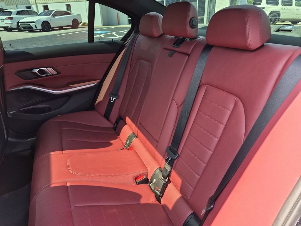 Used 2023 BMW M340i RWD image 31