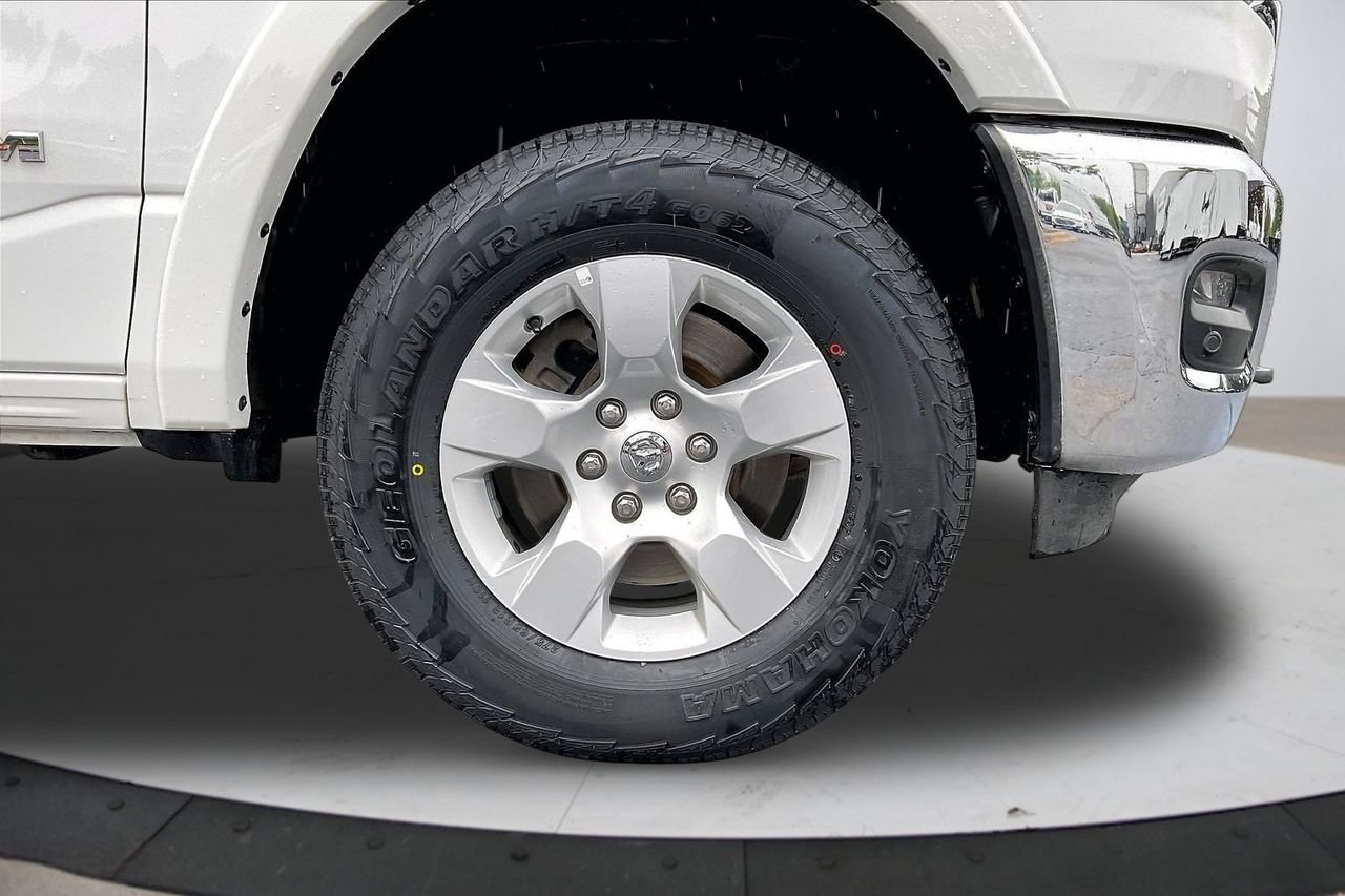 Used 2025 RAM 1500 Big Horn AWD/4WD image 35