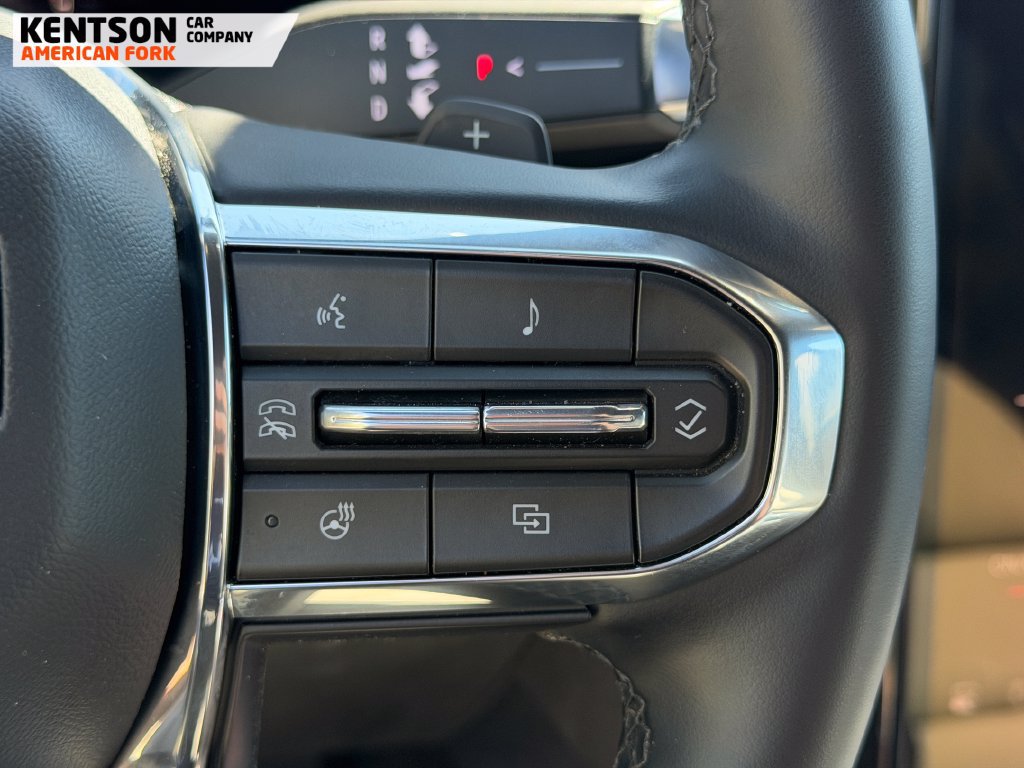 Used 2026 GMC Acadia Elevation w/ Elevation Premium Package AWD/4WD image 15