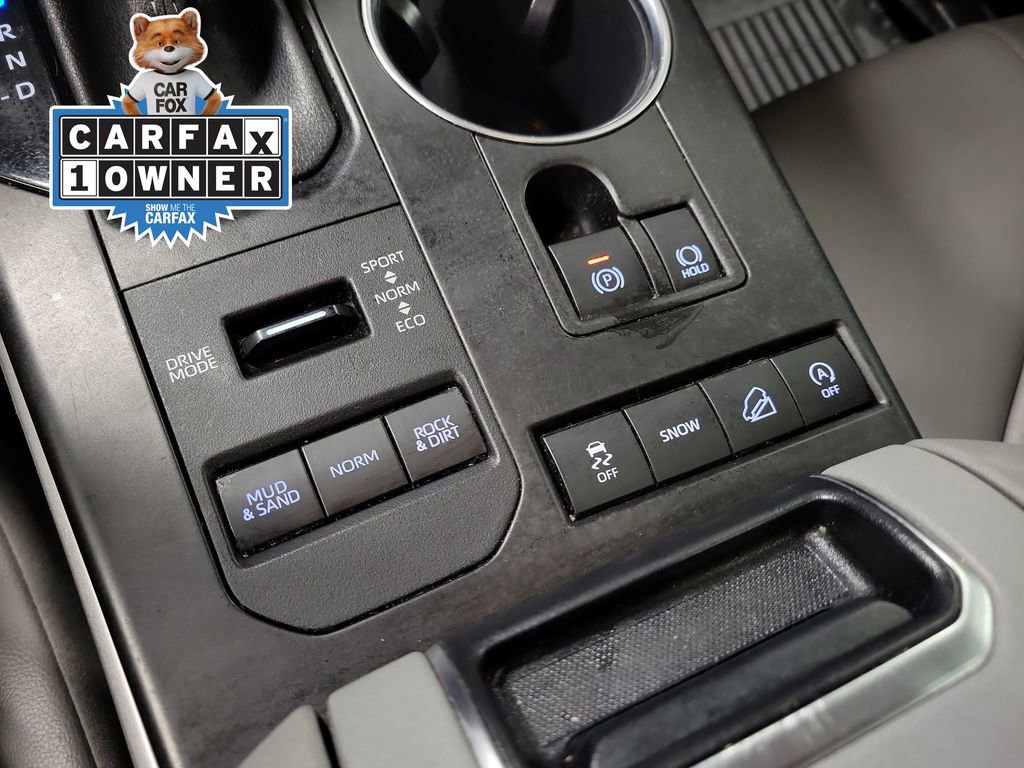 Used 2022 Toyota Highlander XLE image 16