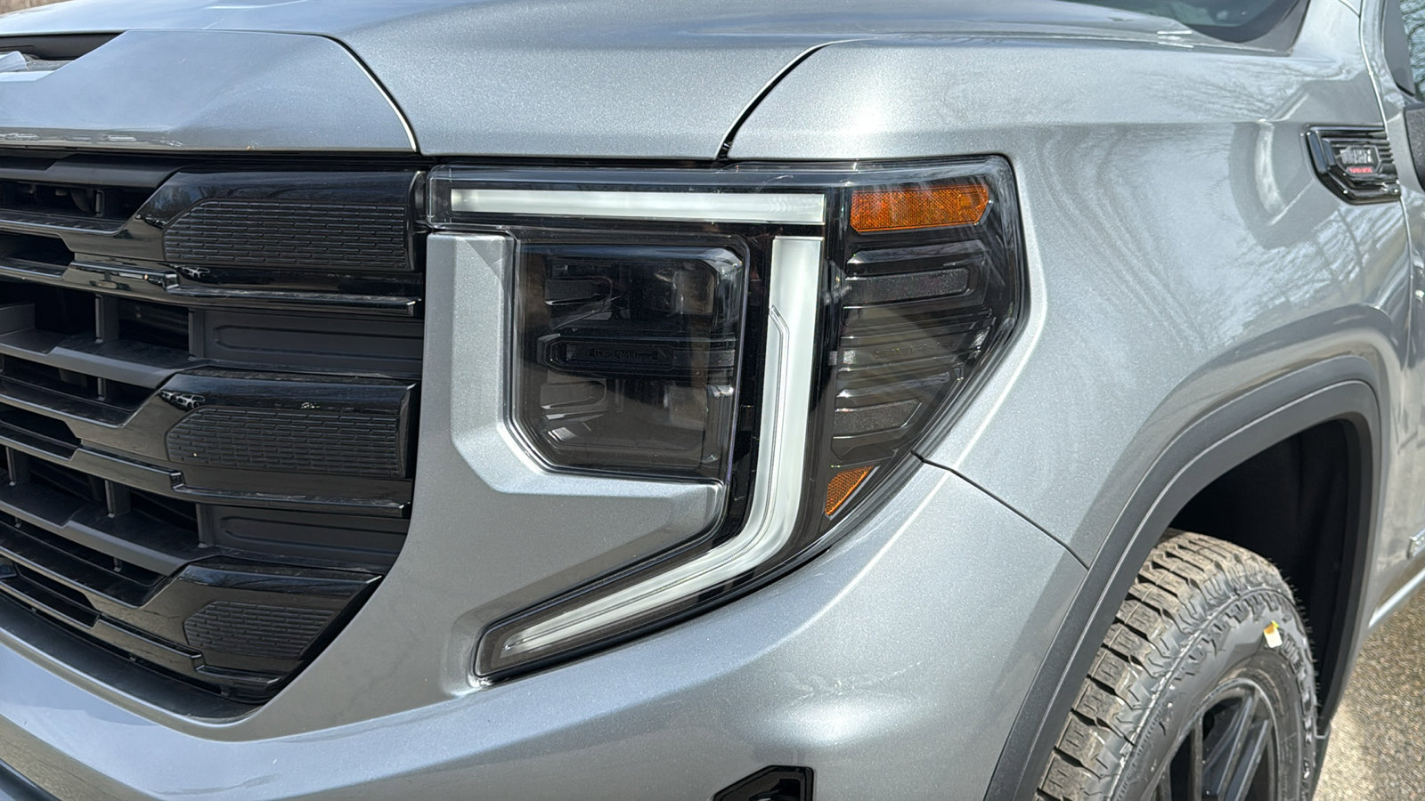 New 2026 GMC Sierra 1500 Elevation image 5