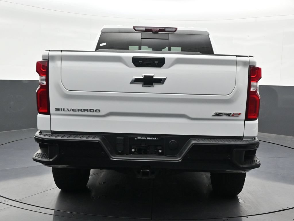 Used 2024 Chevrolet Silverado 1500 ZR2 w/ Technology Package AWD/4WD image 4