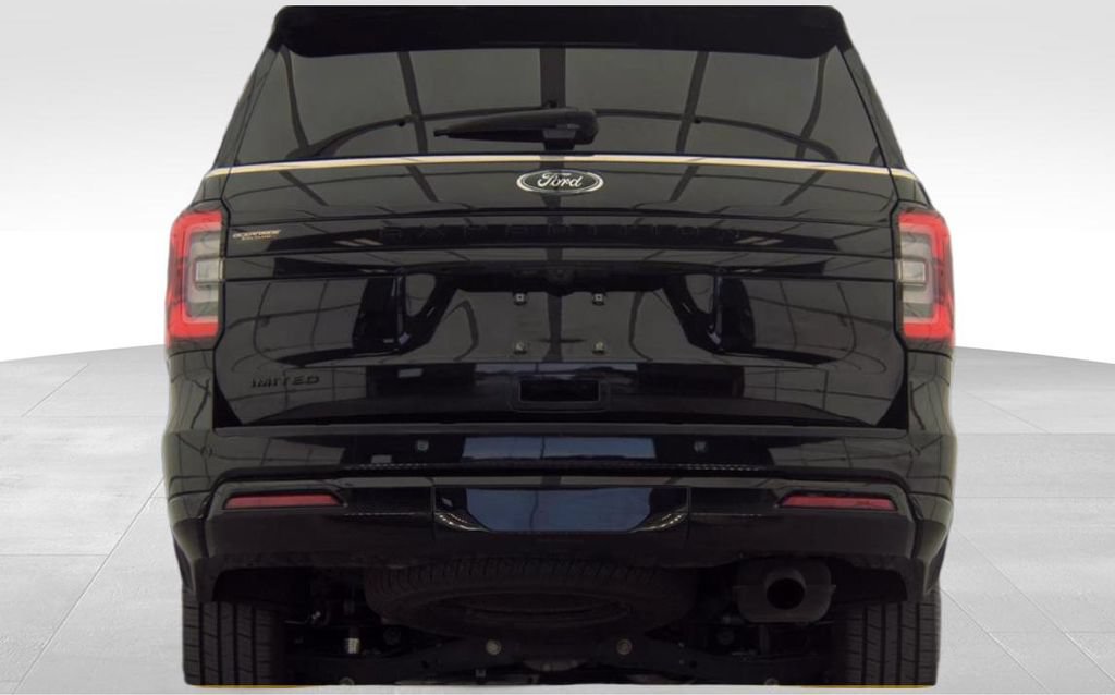 Used 2023 Ford Expedition Limited AWD/4WD image 7