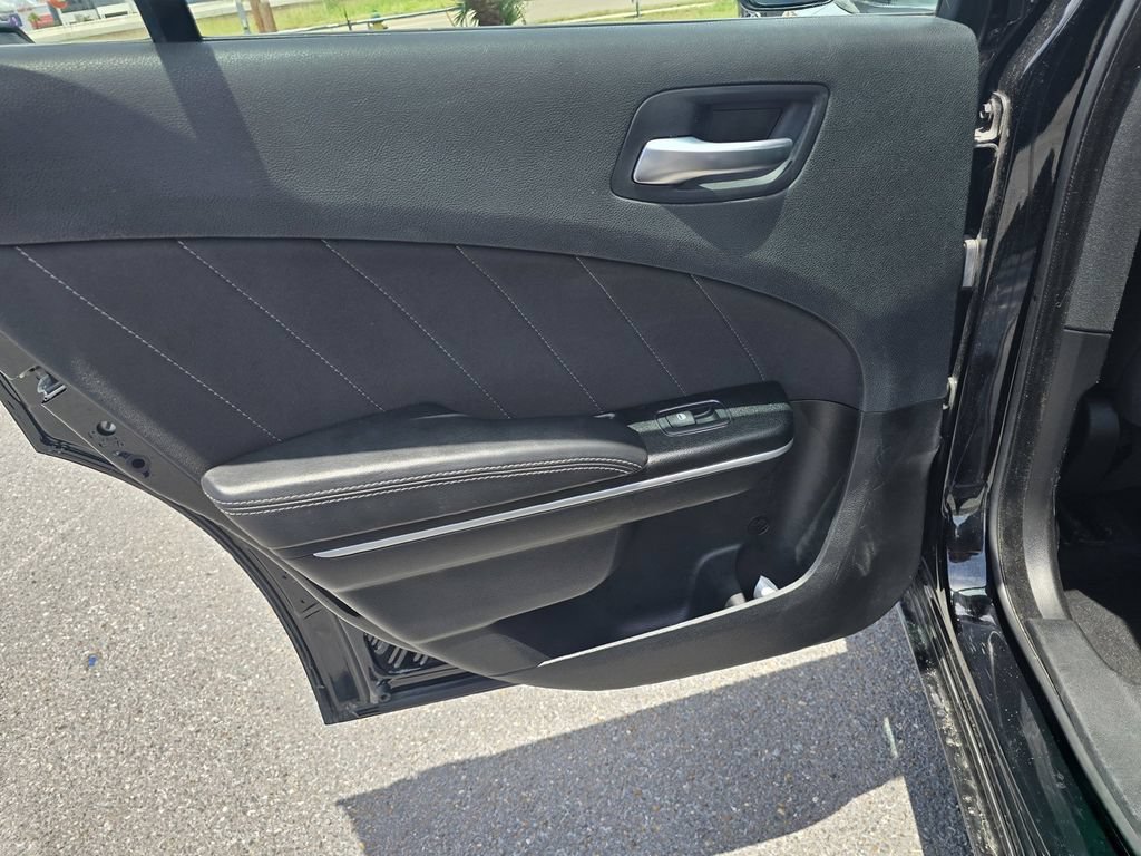 Used 2023 Dodge Charger SXT RWD image 13