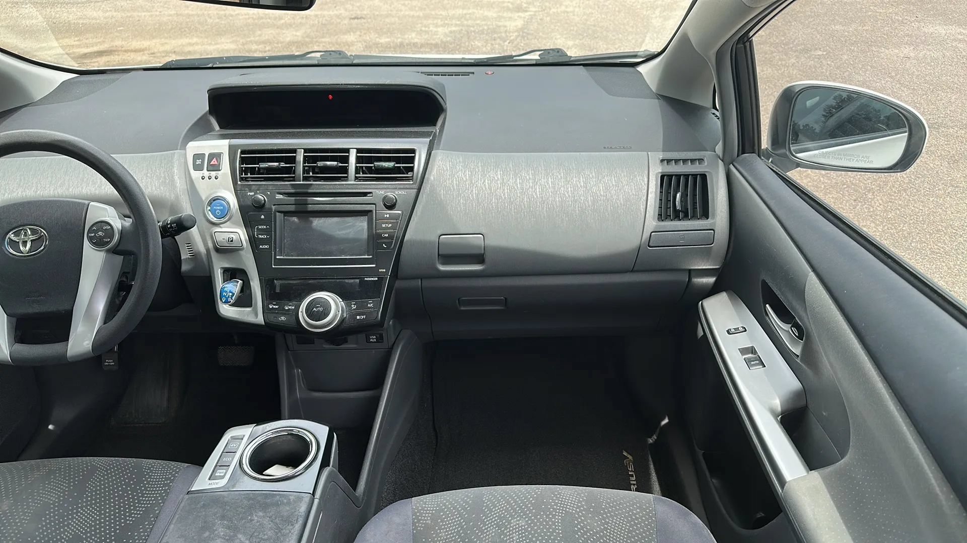 Used 2012 Toyota Prius V Two FWD image 27