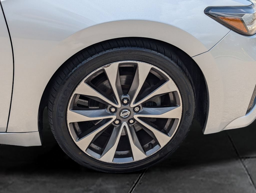 Certified 2019 Nissan Maxima Platinum FWD image 11