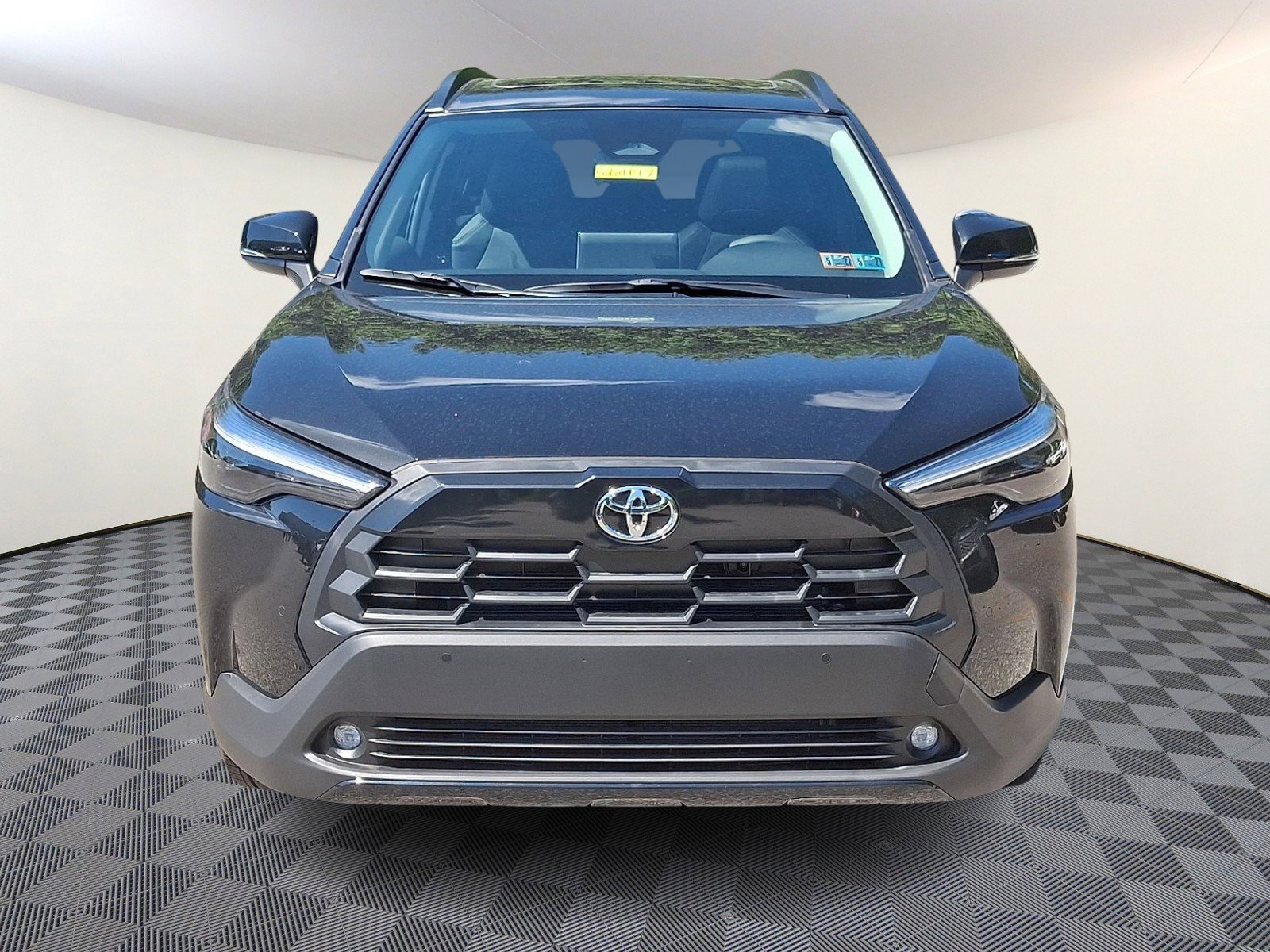 New 2026 Toyota Corolla Cross XLE w/ Convenience Package AWD/4WD image 2