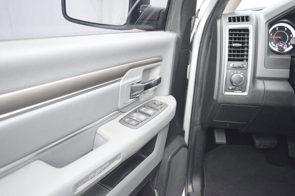 Used 2016 RAM 2500 SLT AWD/4WD image 27