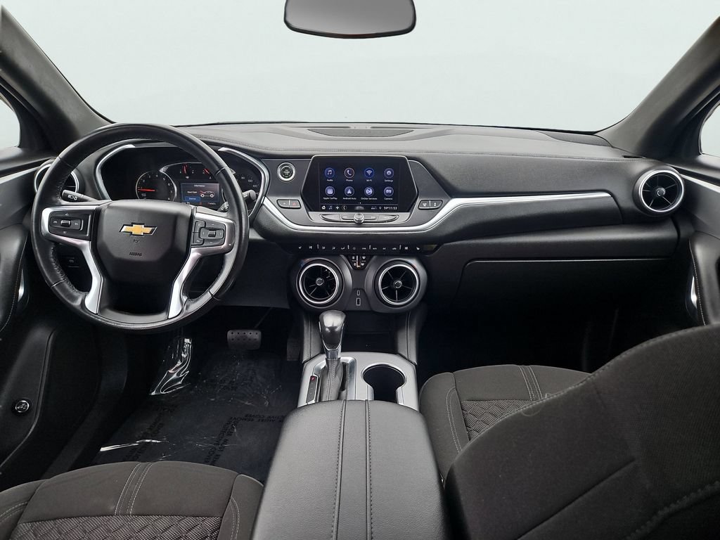 Used 2020 Chevrolet Blazer LT AWD/4WD image 11