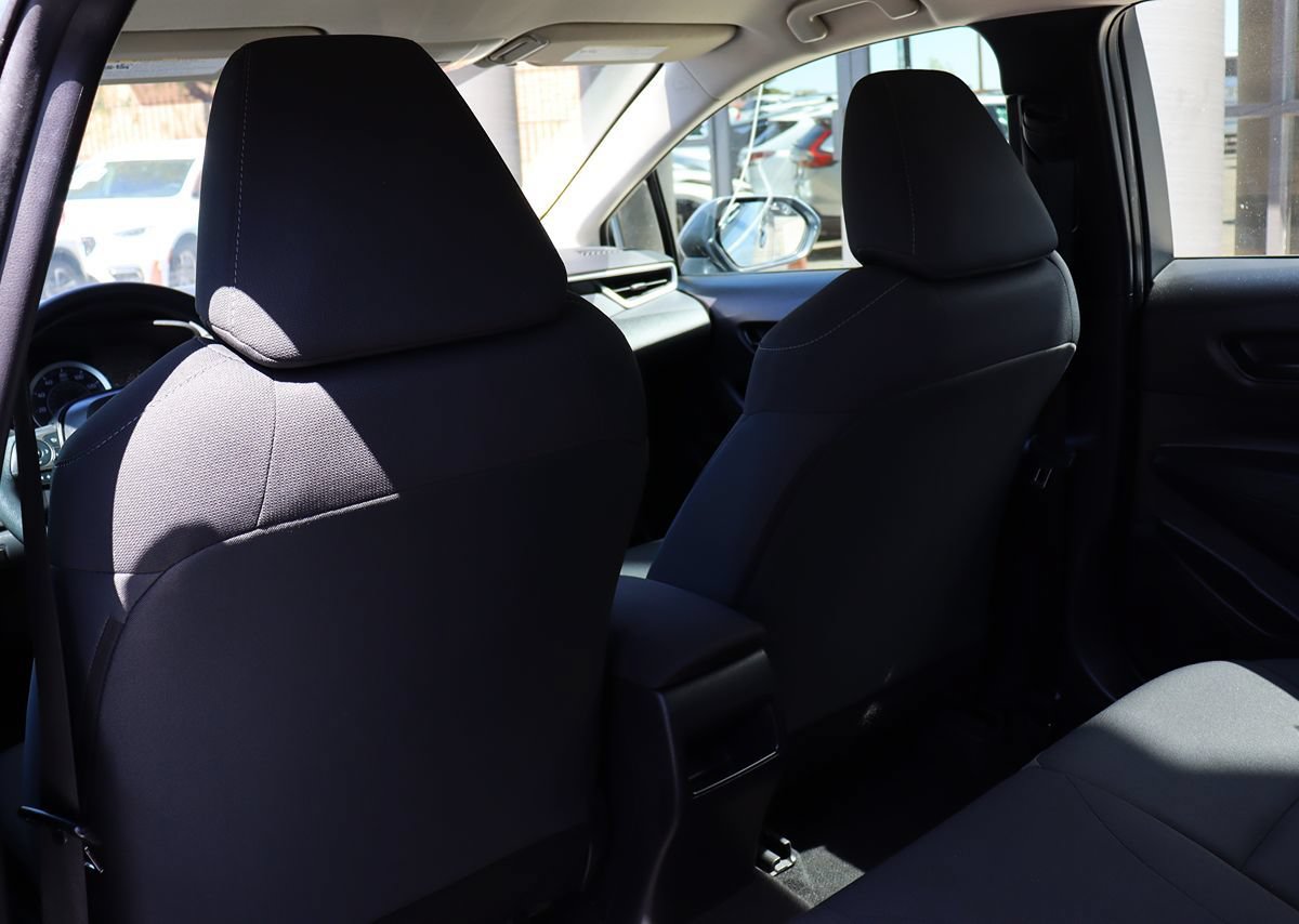 Used 2022 Toyota Corolla LE FWD image 31