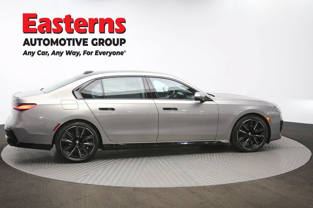 Used 2023 BMW 760i xDrive w/ Executive Package AWD/4WD image 48