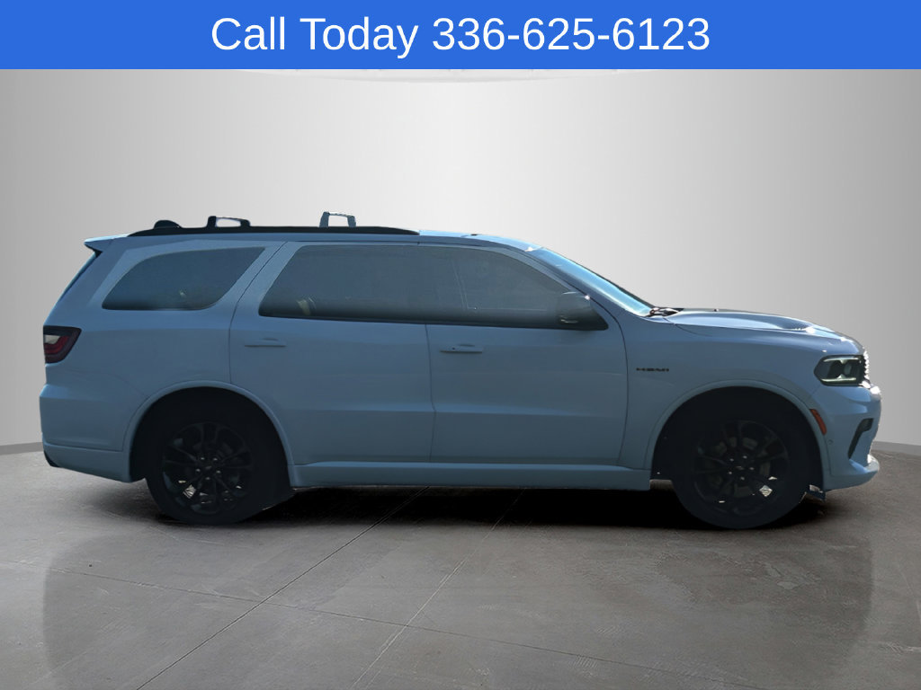 Used 2023 Dodge Durango R/T AWD/4WD image 4